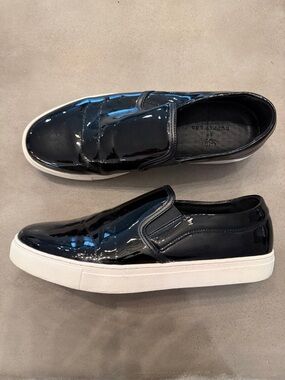 😎 Patent Leather Slip-On Loafers - Black
